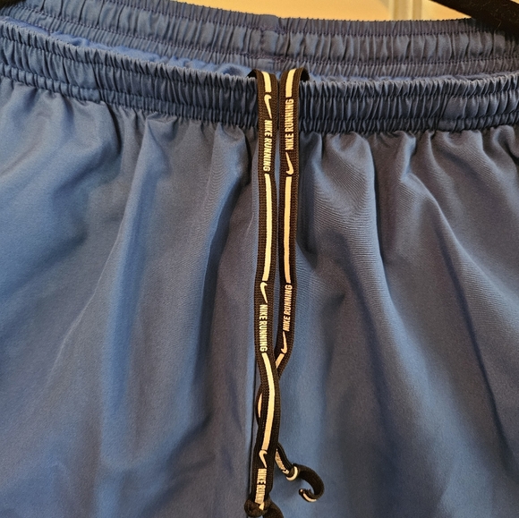 Used Medium Men's Blue Nike Dri-Fit Shorts - Picture 10 of 16